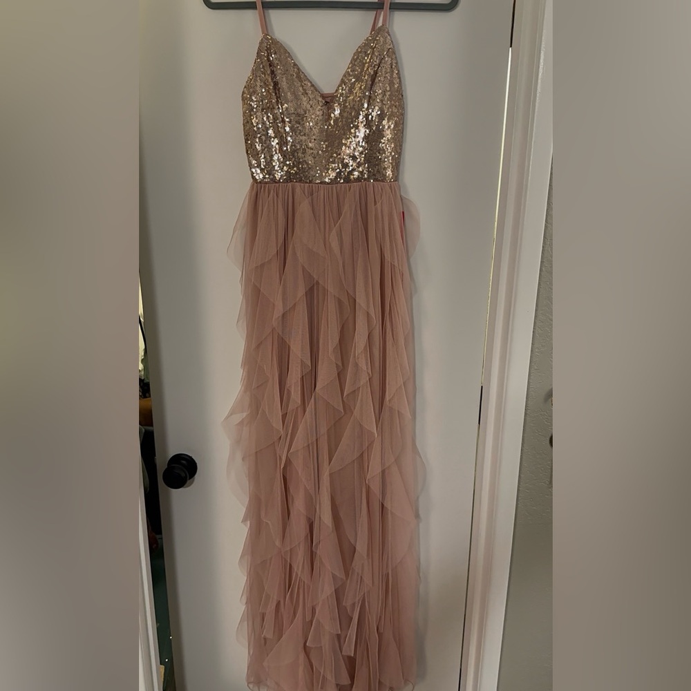 Size 3 Dusty Pink Sequined Formal Dress